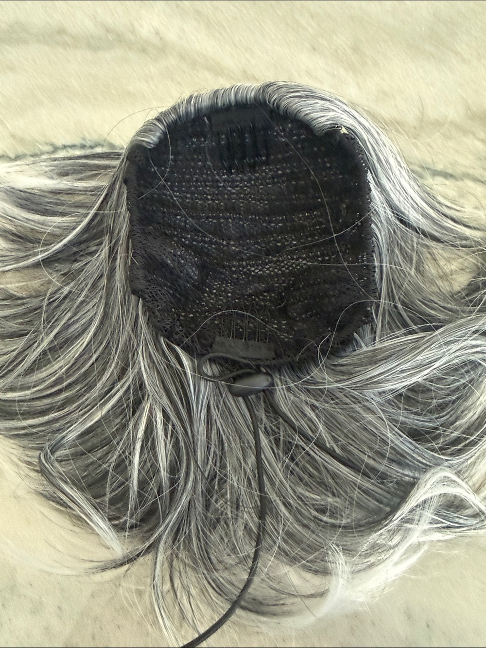 Brand New! Short Layered Synthetic Top piece in Salt & Pepper Gray Ombré - Picture 5 of 5